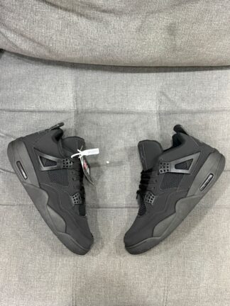 Air Jordan 4 (Full Black)